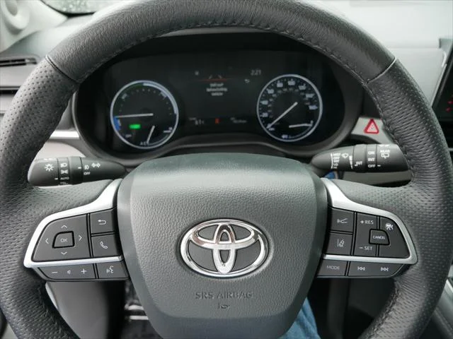 Certified Used 2024 CELESTIAL SILVER Toyota  image 30
