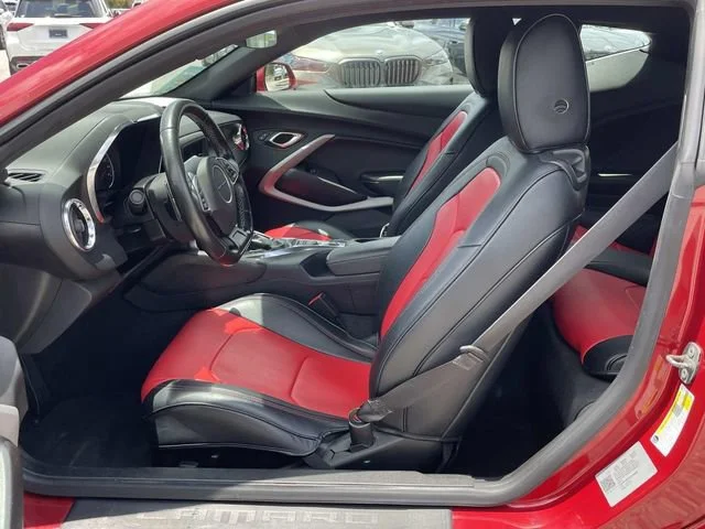 Used 2020 GARNET RED TINTCOAT Chevrolet LT1 image 13