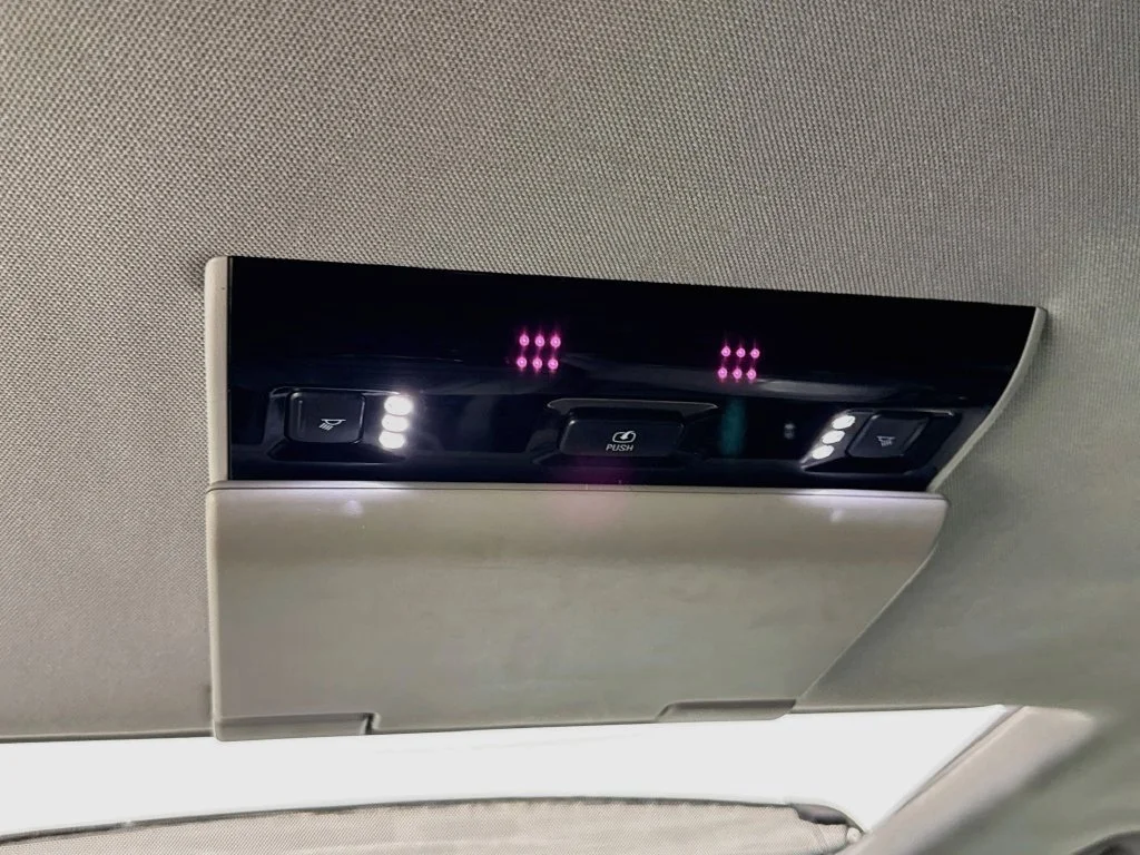 Used 2017 Blue Cadillac Premium image 32