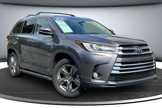 Used 2018 Gray Toyota Limited Platinum image 3