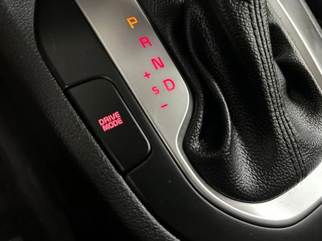 Used 2022 Gray Kia LXS image 13