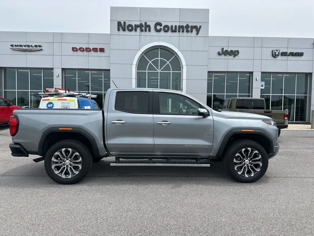2024 GMC Canyon 4WD Denali Crew Cab Short Box's photo