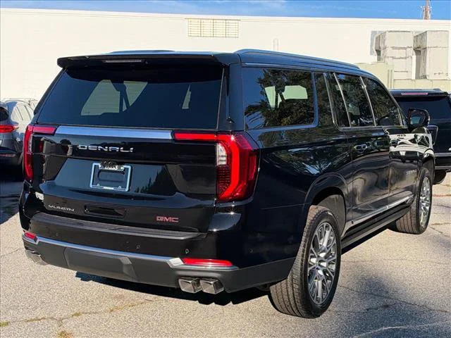 2026 GMC Yukon XL Denali - Photo 14