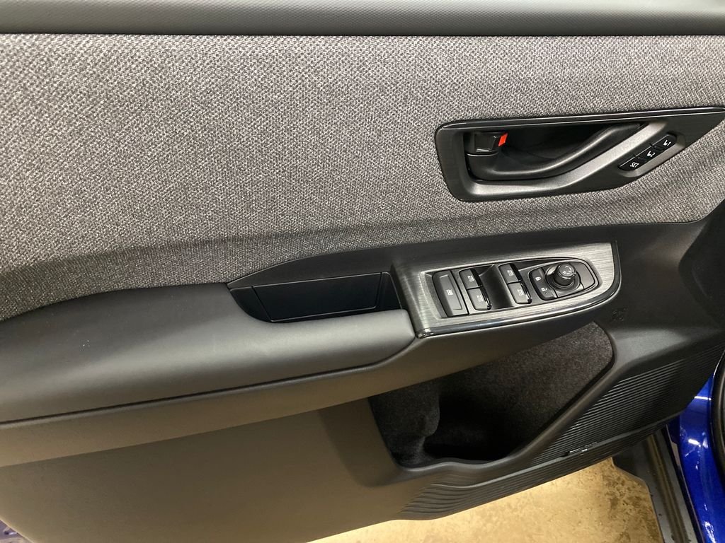 2026 Subaru Outback Limited - Photo 8