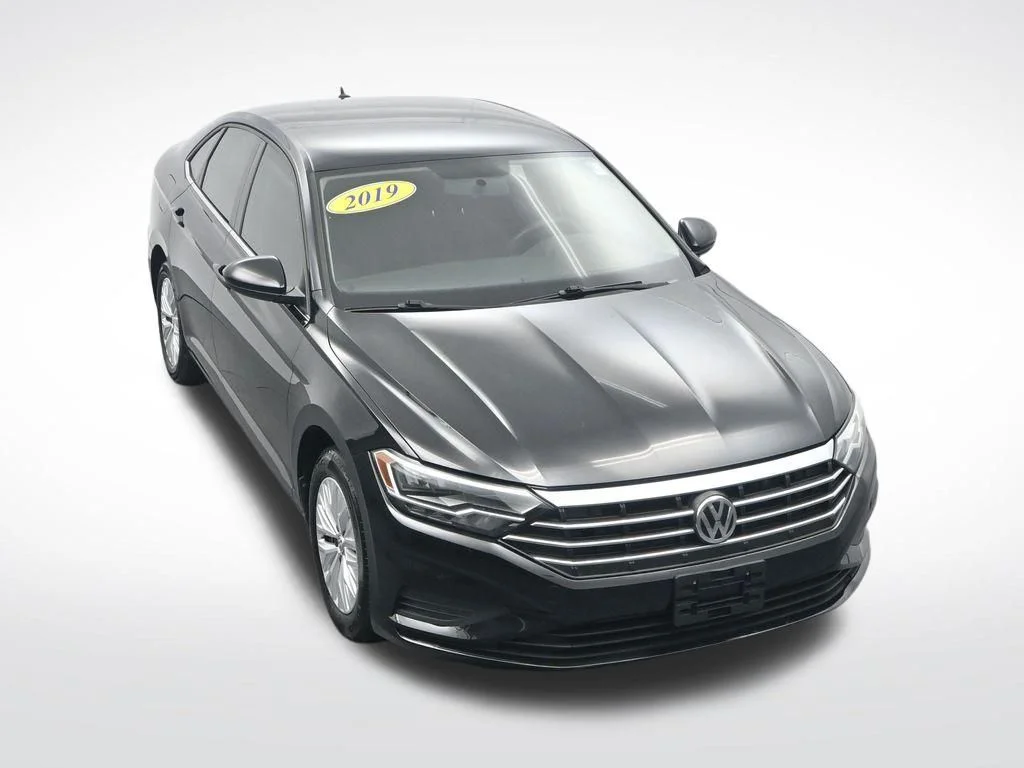 Used 2019 Black Volkswagen 1.4T S image 29