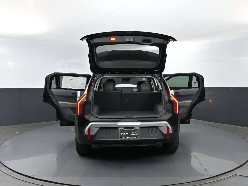 New 2027 Aurora Black Pearl Kia Wind image 28