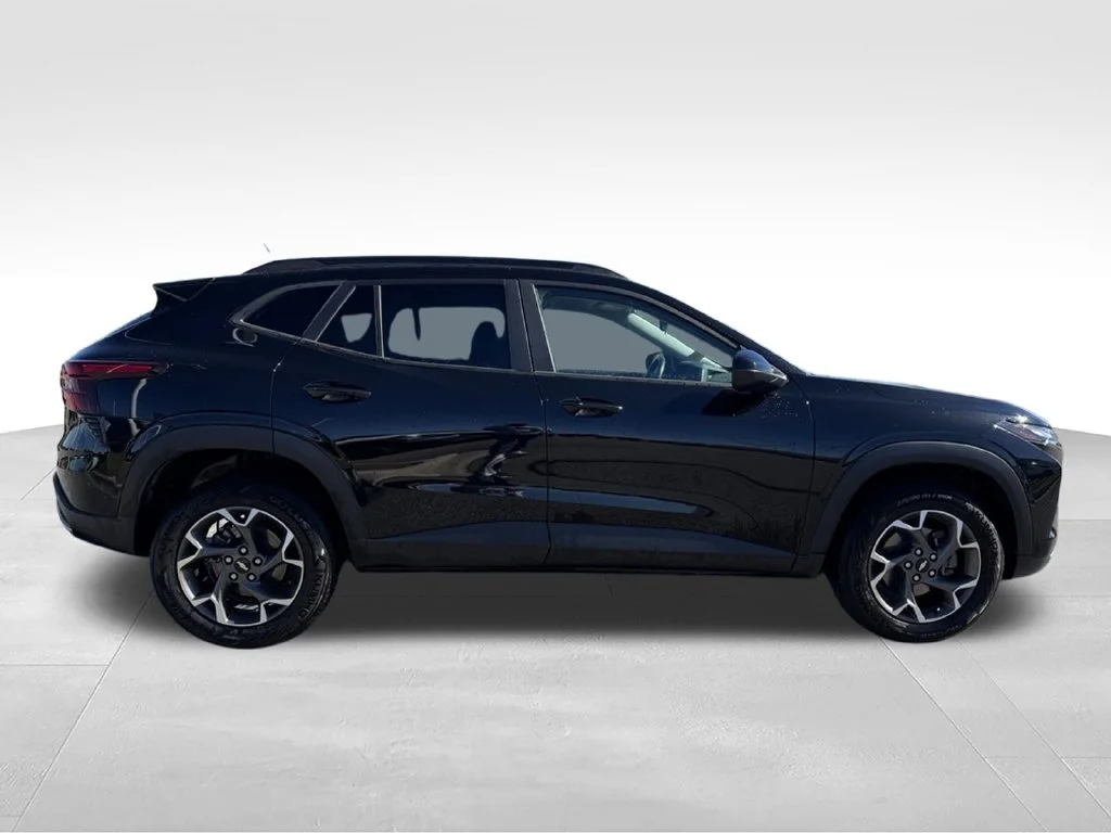 Used 2024 Black Chevrolet LT image 25