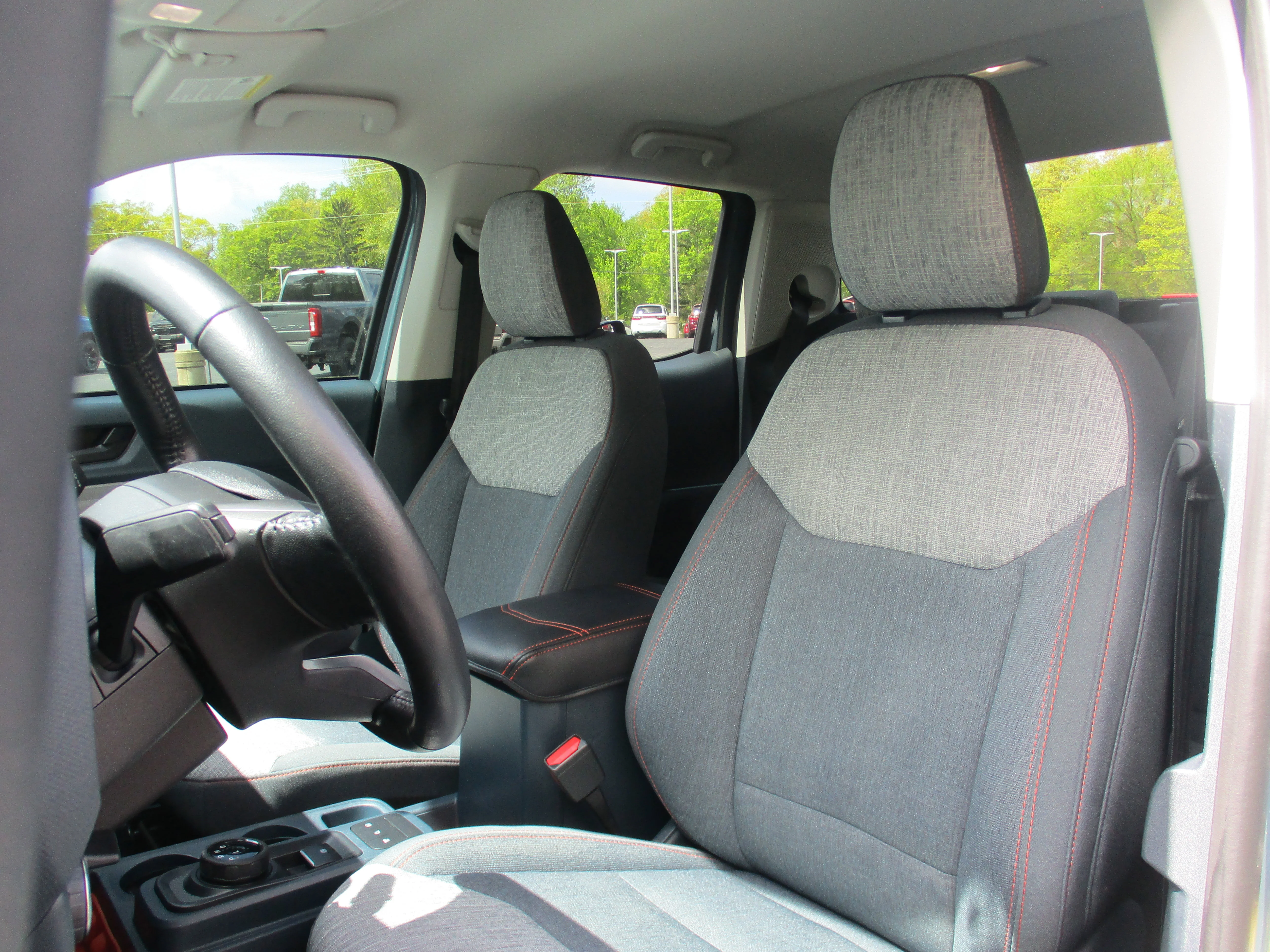 Used 2022 Area 51 Ford XLT Hybrid FWD image 26