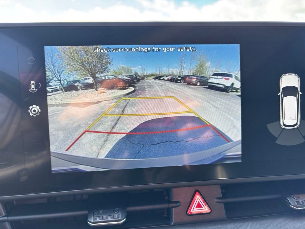 Used 2023 Black Kia X-Line image 30