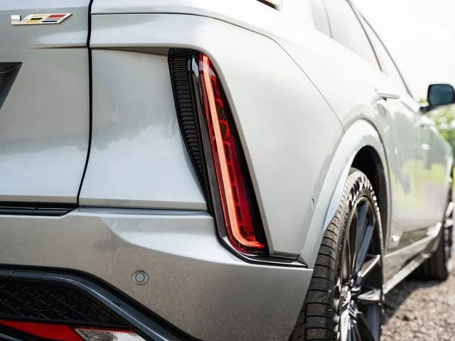 2026 Cadillac LYRIQ V Premium - Photo 10