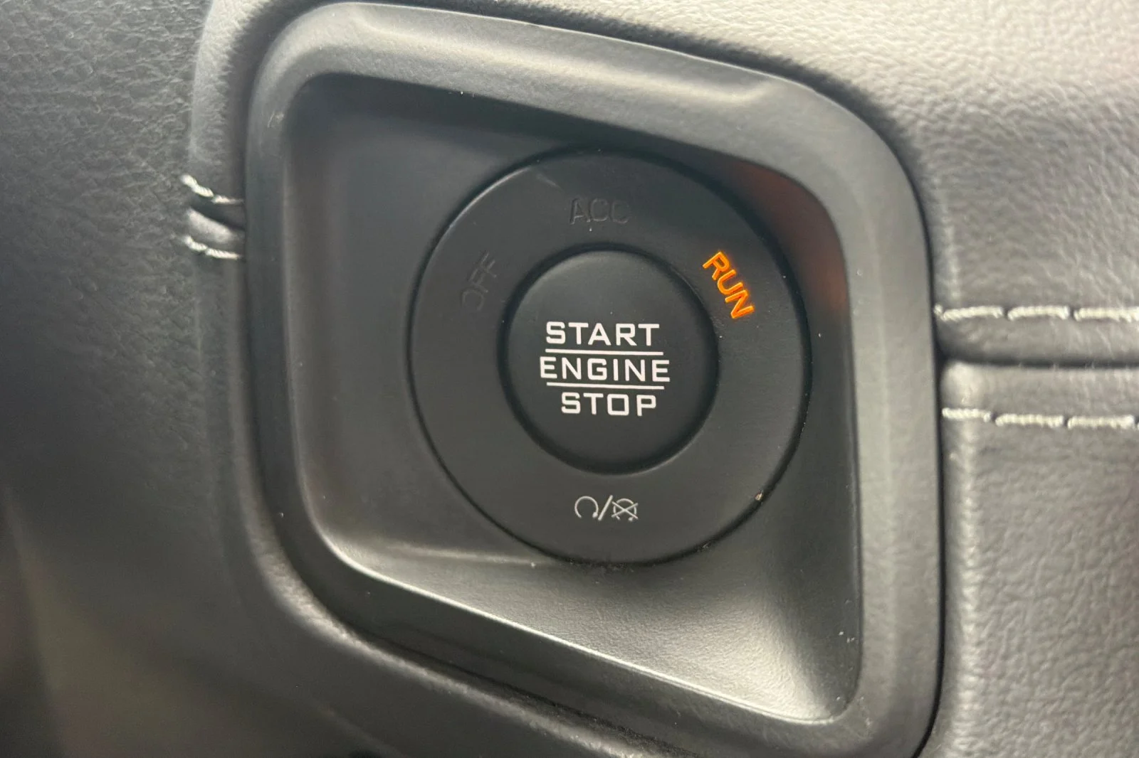 Used 2024 White Jeep Sahara 4xe image 28