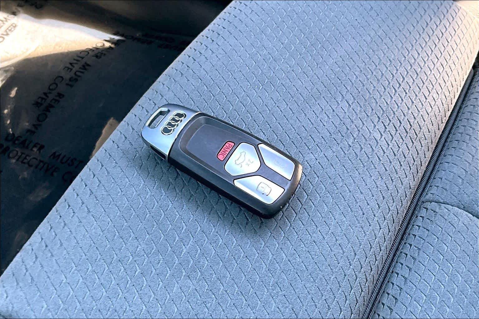 Used 2022 Florett Silver Metallic Audi Premium Plus image 15