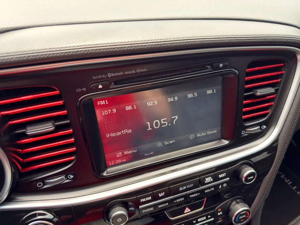 Used 2014 White Kia SXL image 36