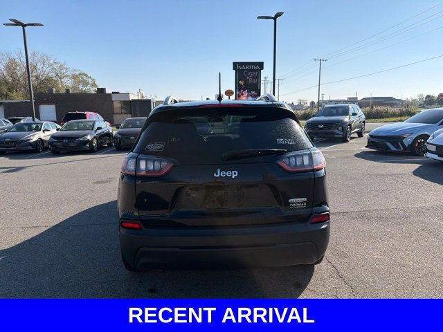 Used 2019 Diamond Black Jeep Latitude image 18