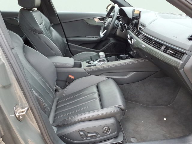 Used 2024  Audi S line Premium Plus image 23