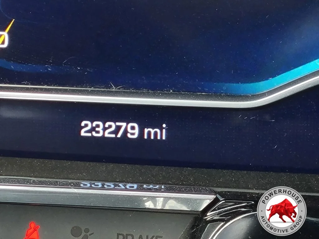 Used 2023 White Chevrolet LT image 34