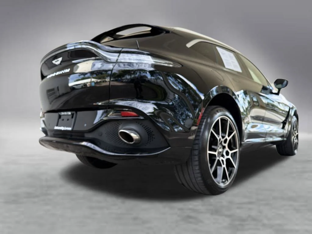 Used 2021 Black Aston Martin Base image 25
