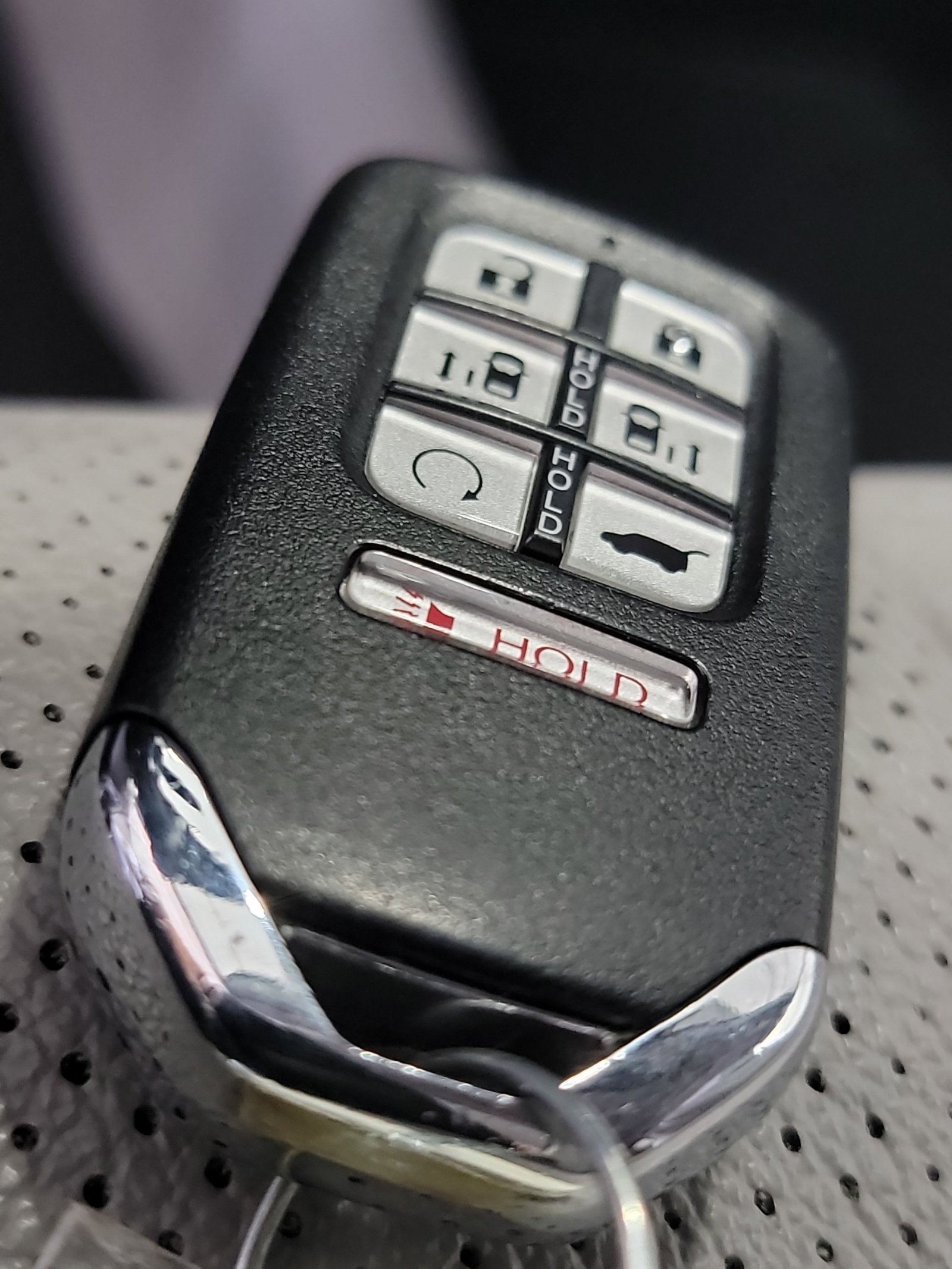 Certified Used 2024 Lunar Silver Metallic Honda Elite image 32