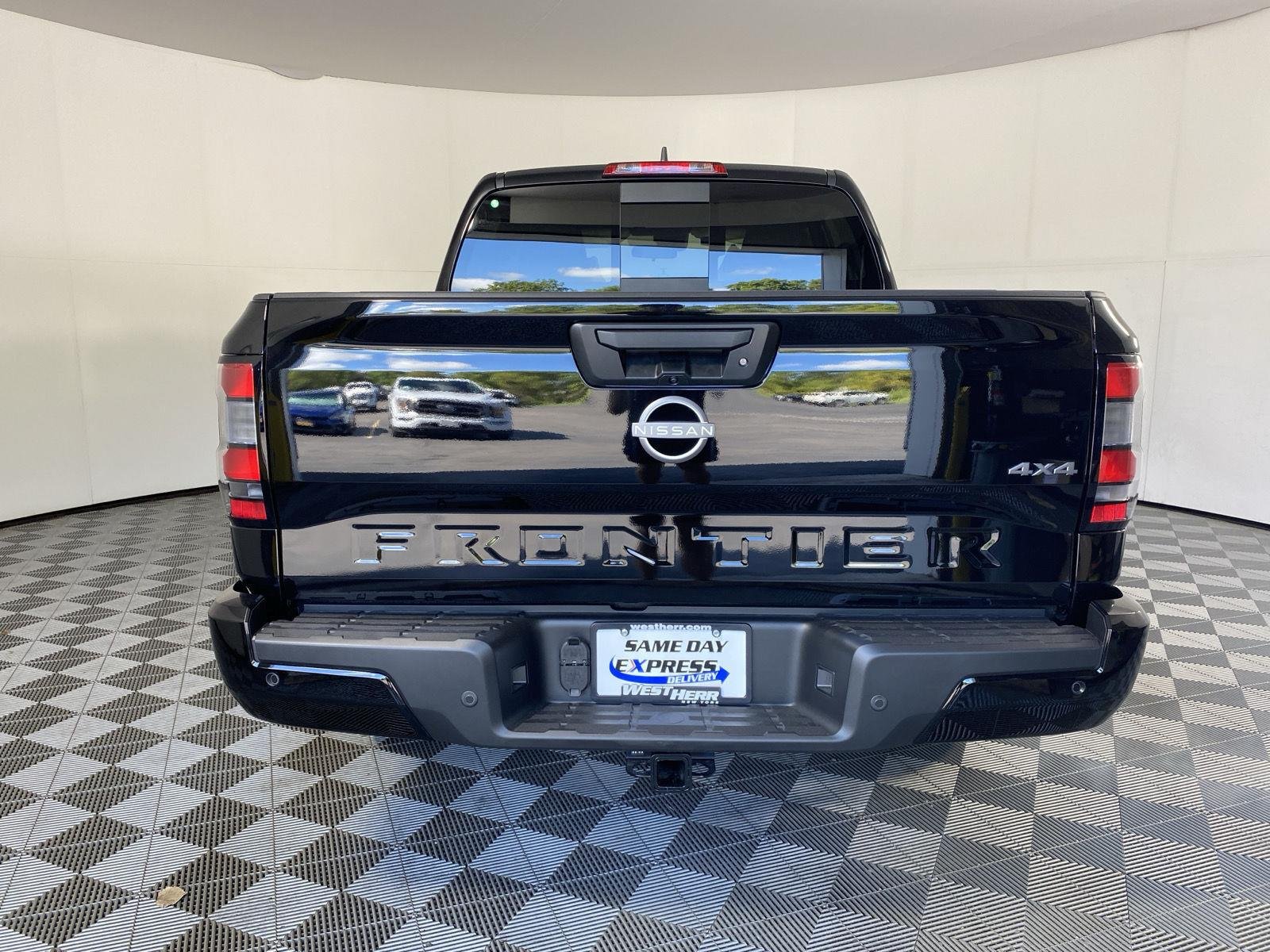 New 2027 Super Black Nissan SV image 18
