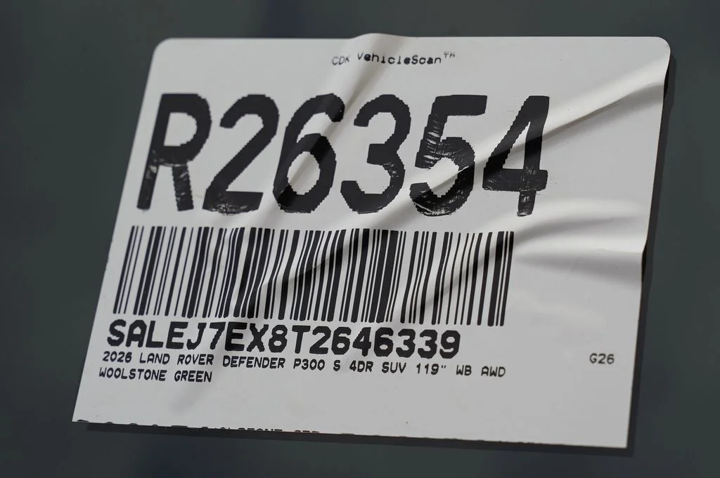 New 2026 Woolstone Green Land Rover S image 31