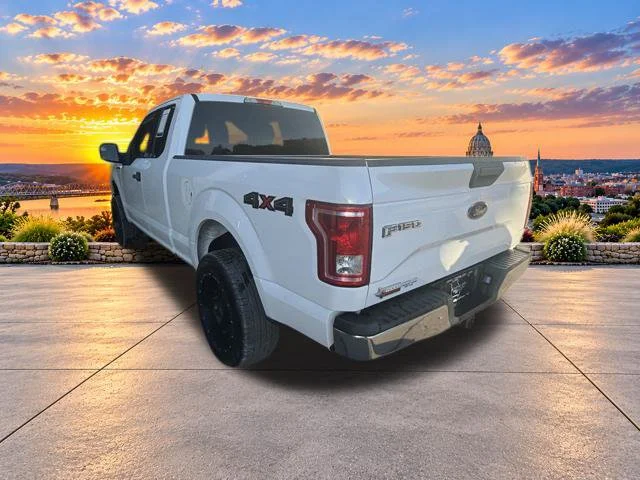 Used 2017 White Ford XLT image 5