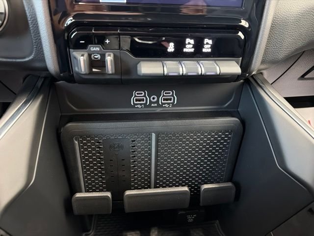 New 2026 Forged Blue Metallic Exterior Paint RAM Laramie image 21