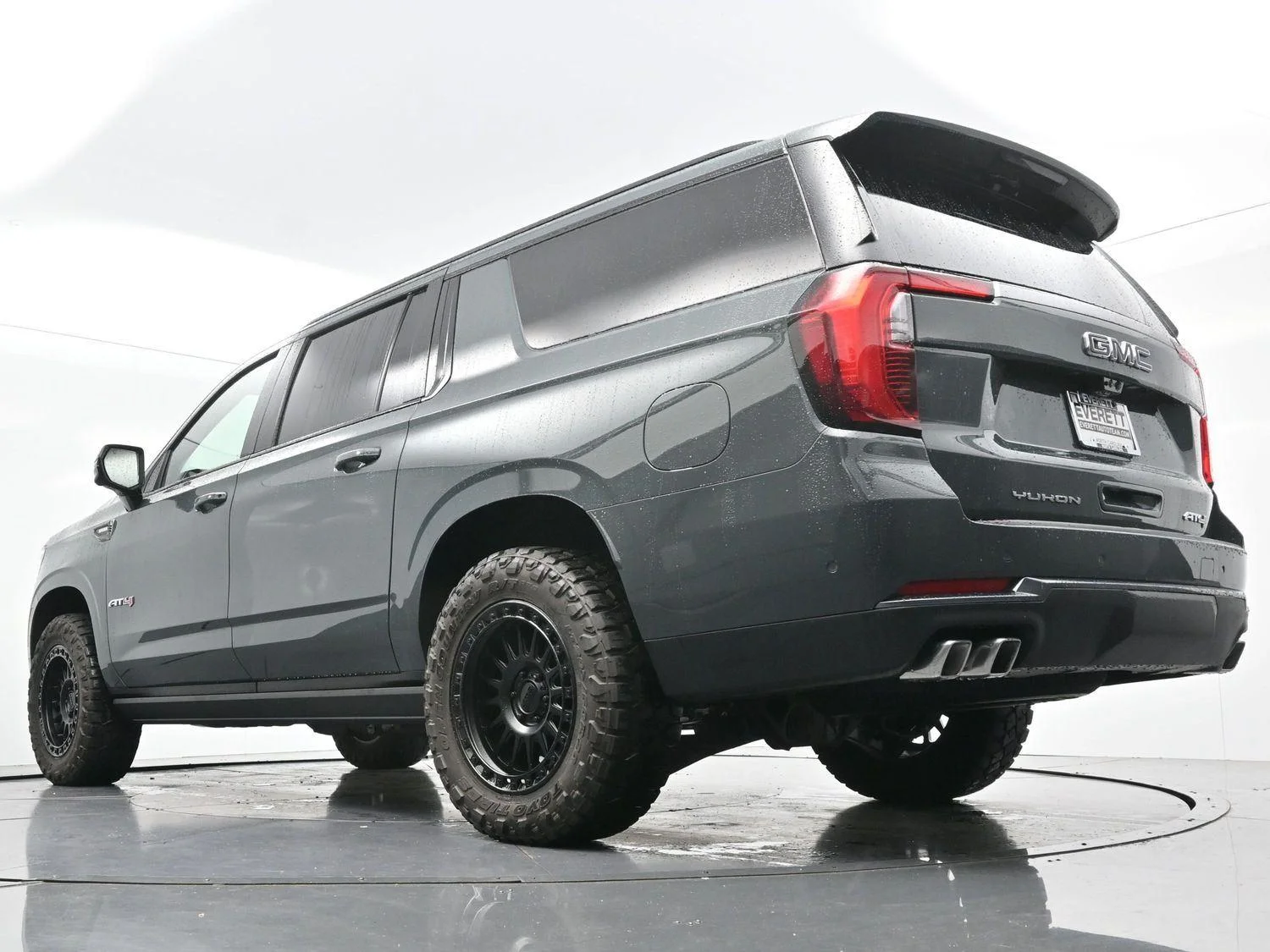 Used 2026 Midnight Pine GMC AT4 image 52
