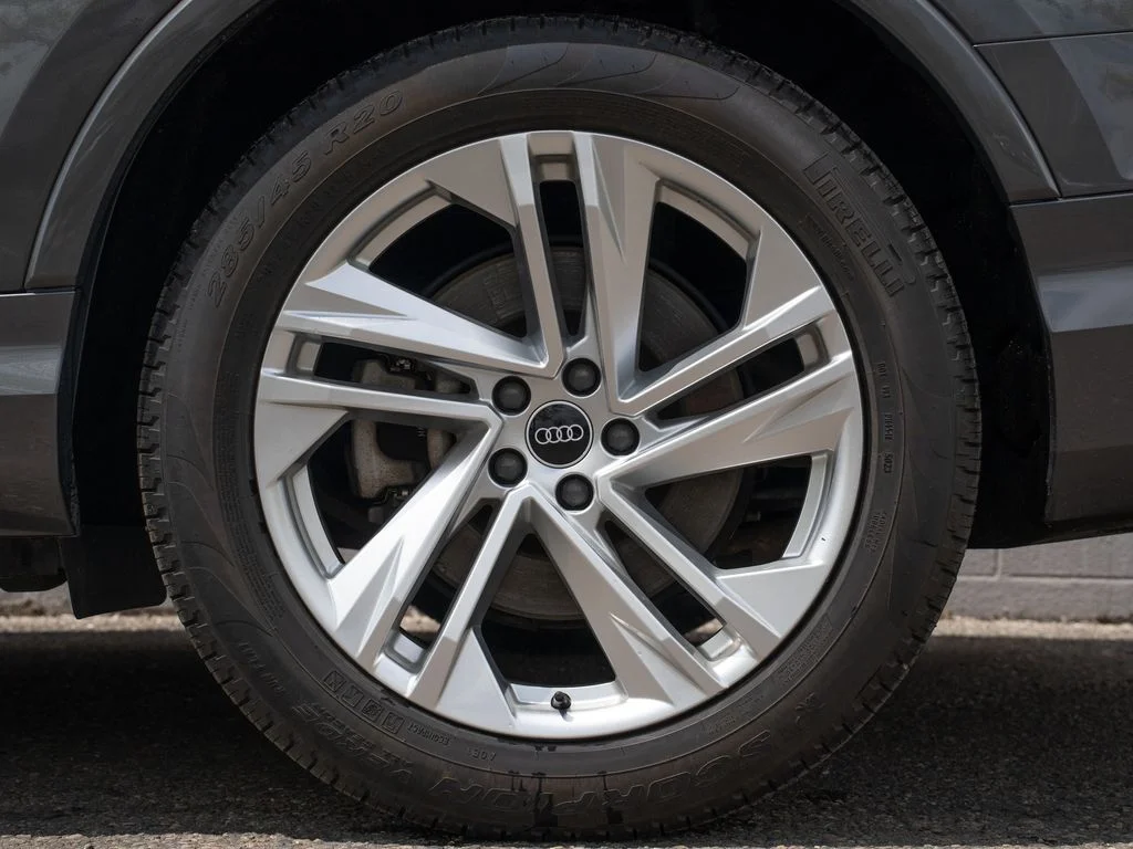 Used 2021 Gray Audi 55 Prestige image 13