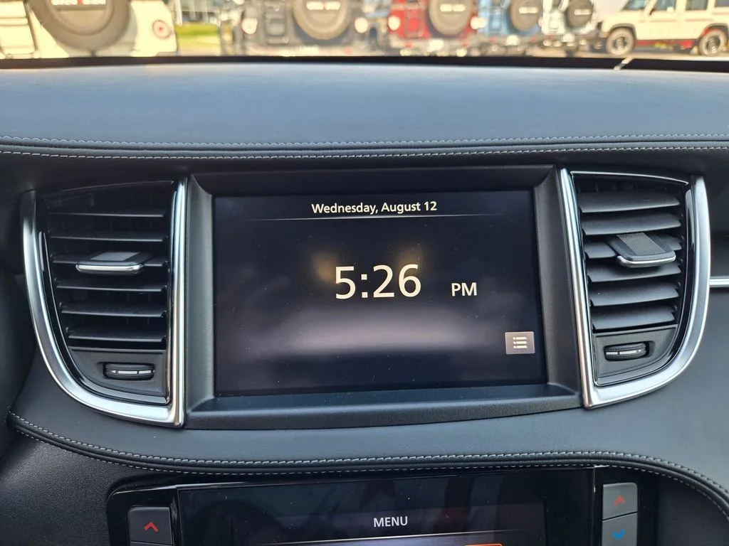 Certified Used 2025 Graphite Shadow INFINITI LUXE image 20