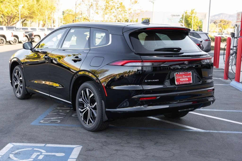 New 2026 Black Toyota  XLE image 7