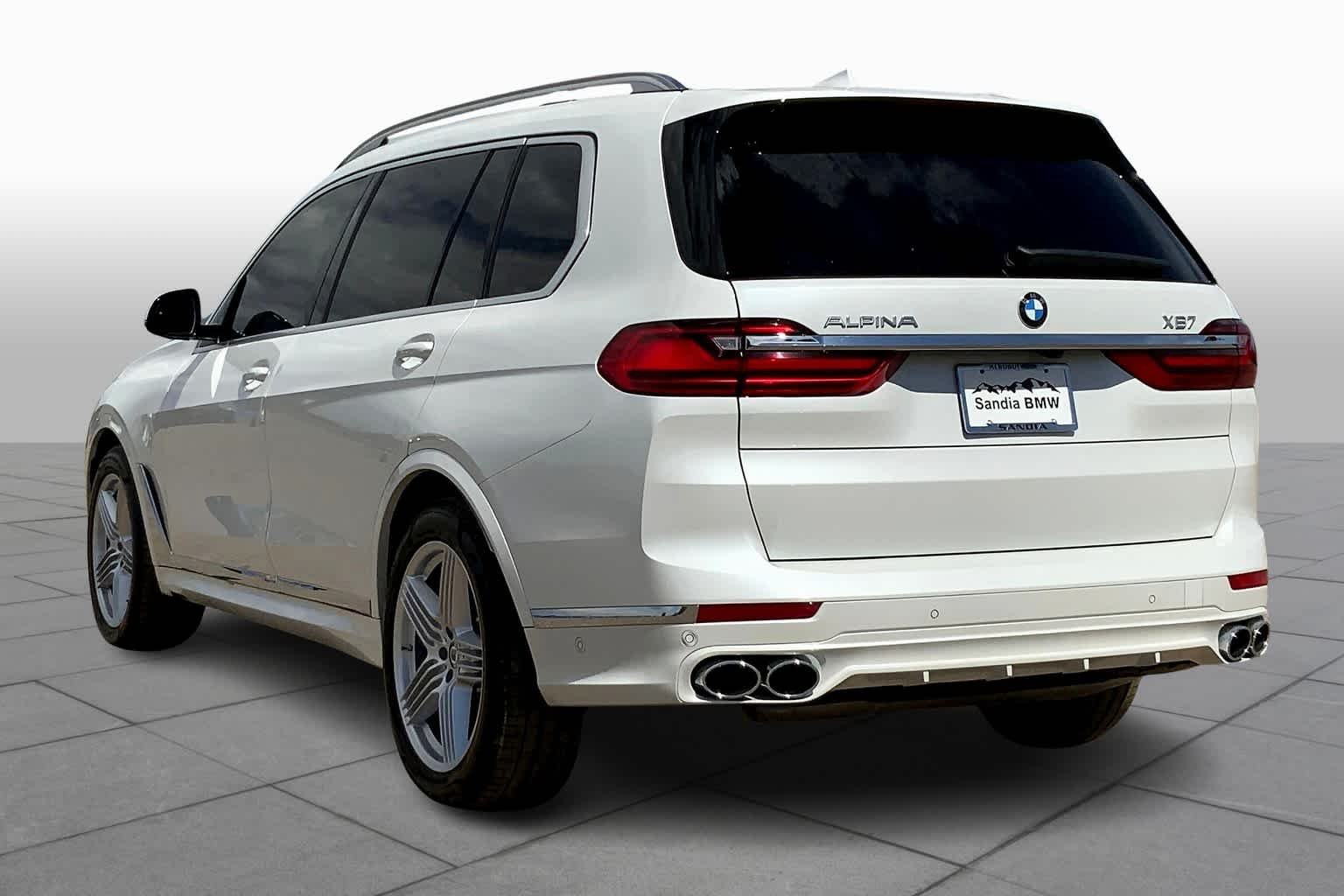 Used 2022 Mineral White Metallic BMW ALPINA XB7 image 11