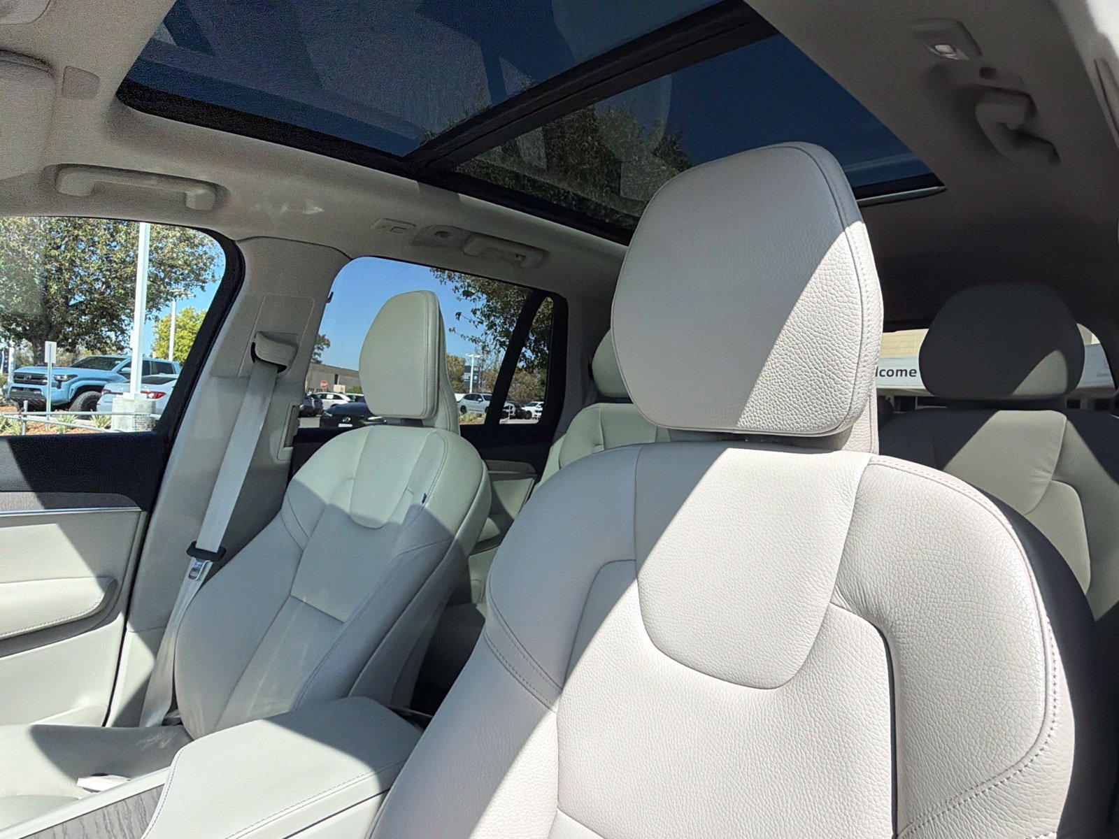 2024 Volvo XC90 Plus - Photo 21
