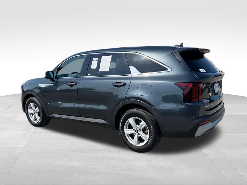 Used 2024 Gray Kia LX image 3