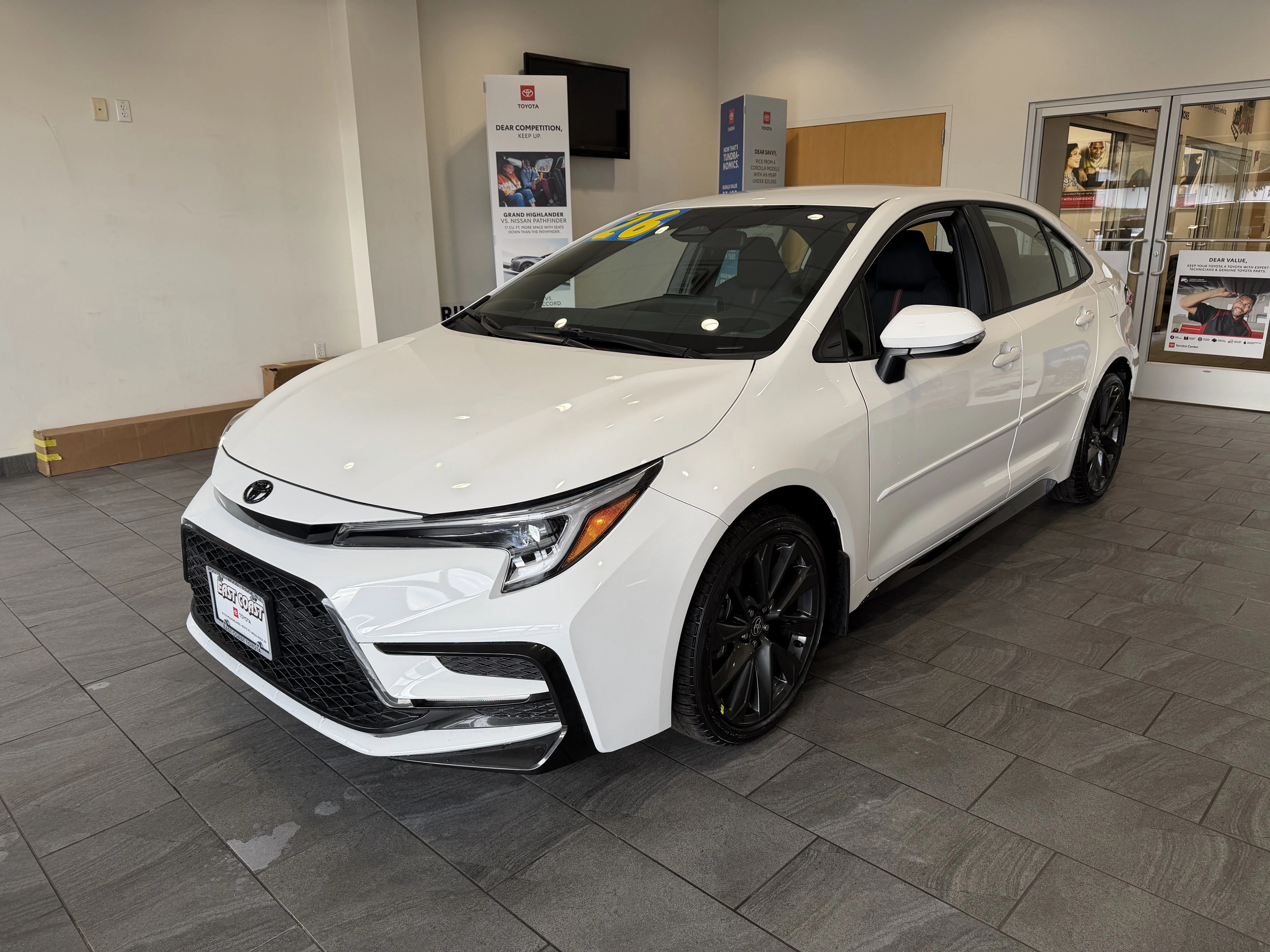 2026 Toyota Corolla SE - Photo 65