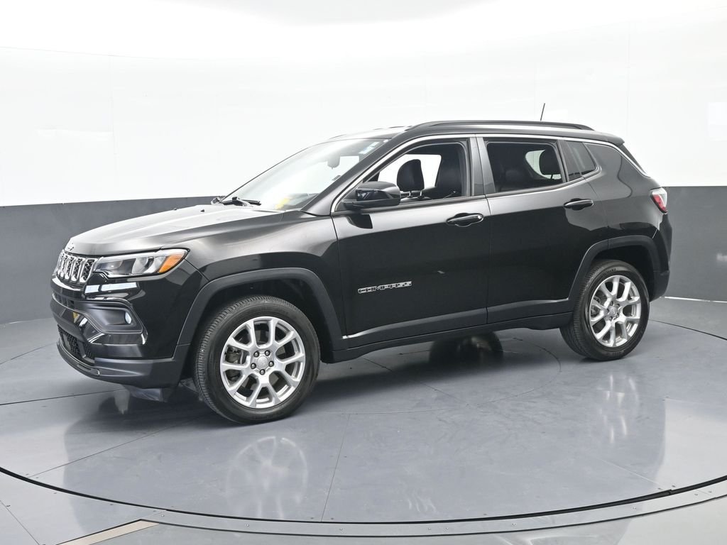 2024 Jeep Compass Latitude Lux
