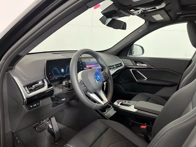 New 2026 Black Sapphire Metallic BMW xDrive28i image 8