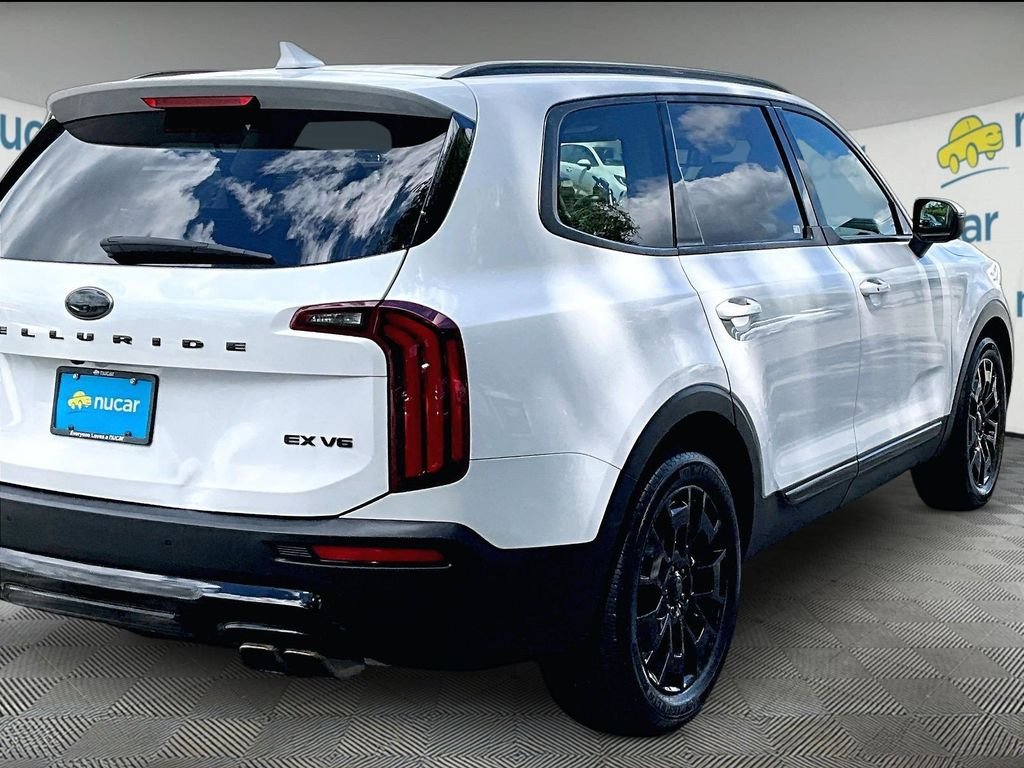 Used 2021 White Kia EX image 6