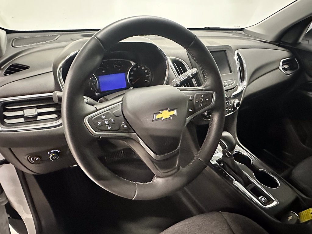 Used 2023 White Chevrolet LT image 22