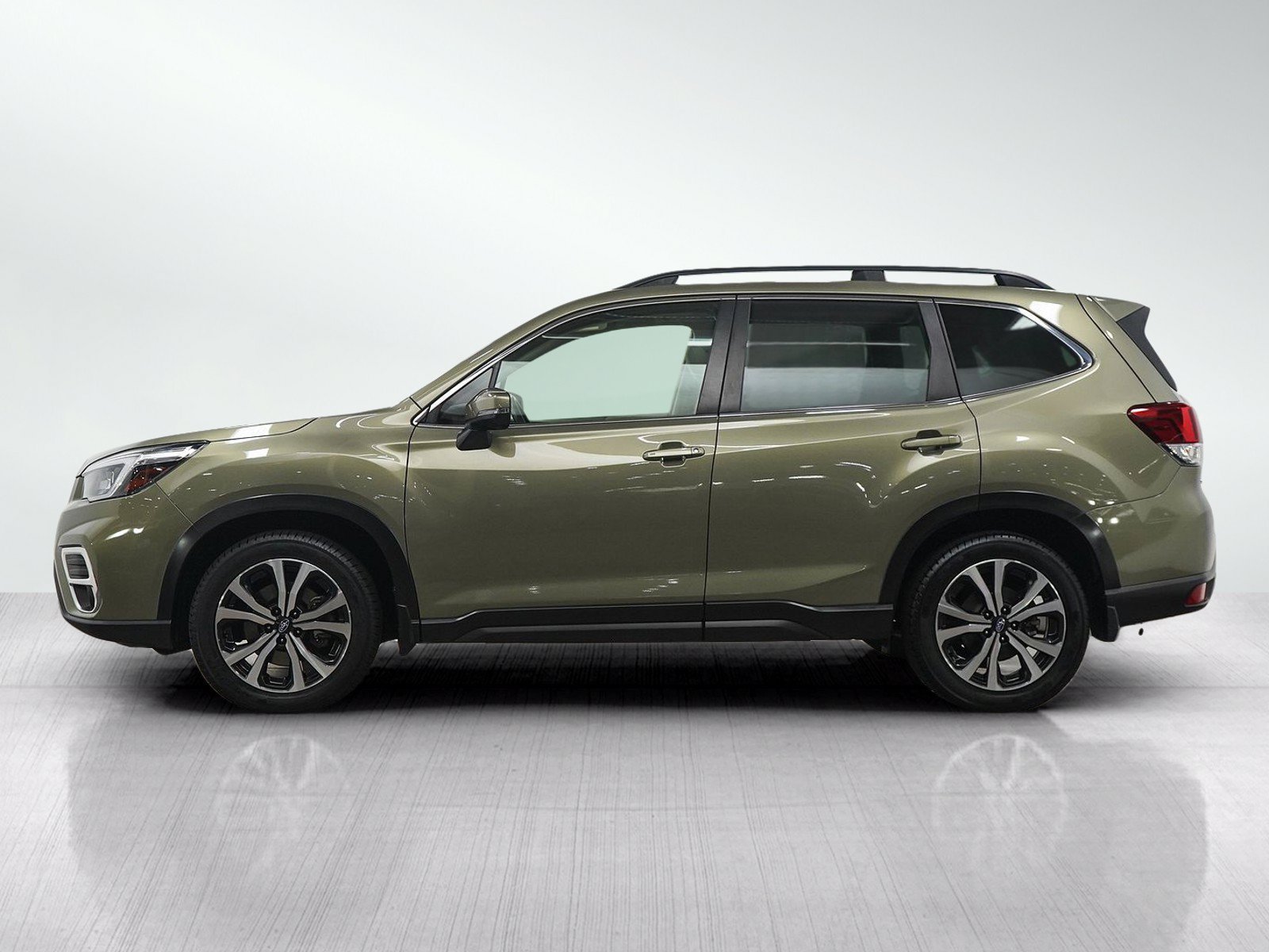 Used 2020 Subaru Forester Limited with VIN JF2SKASC0LH563749 for sale in South Saint Paul, Minnesota