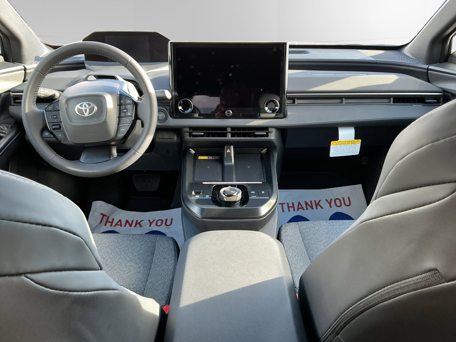 2026 Toyota bZ XLE - Photo 10