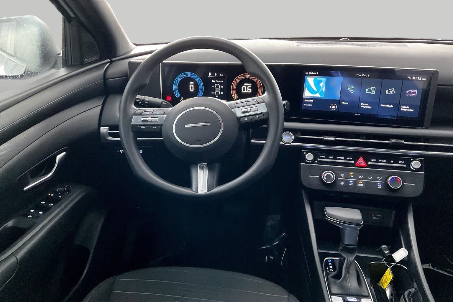 2025 Hyundai Santa Cruz SE - Photo 6