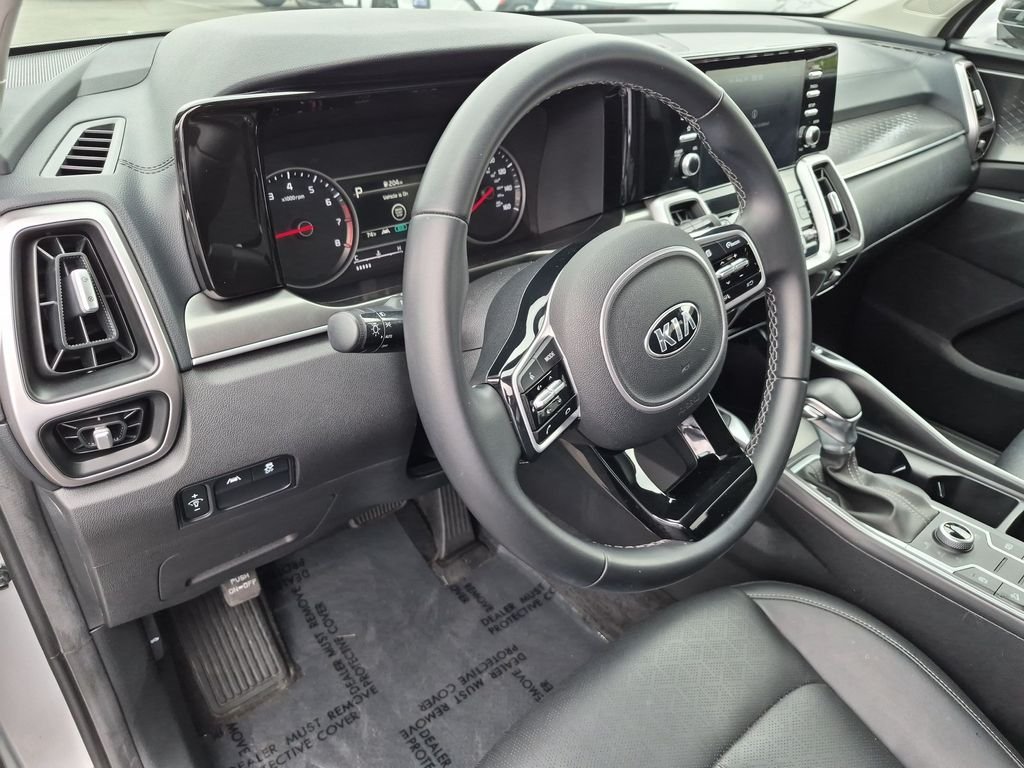 2021 Kia Sorento S - Photo 14