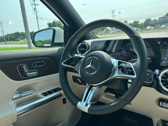 New 2026 Polar White Mercedes-Benz GLA 250 image 67