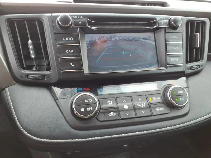 Used 2018 Gray Toyota XLE Sport Utility 4D image 33