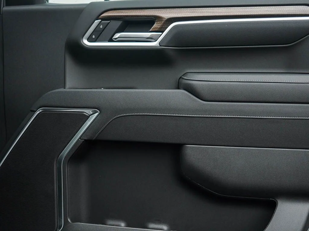 2026 Chevrolet Silverado 1500 LT - Photo 7