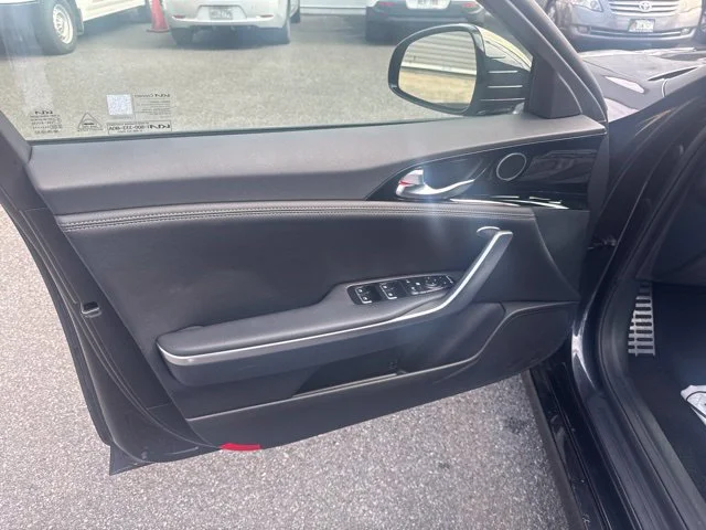 Used 2023 Gray Kia GT-Line image 17