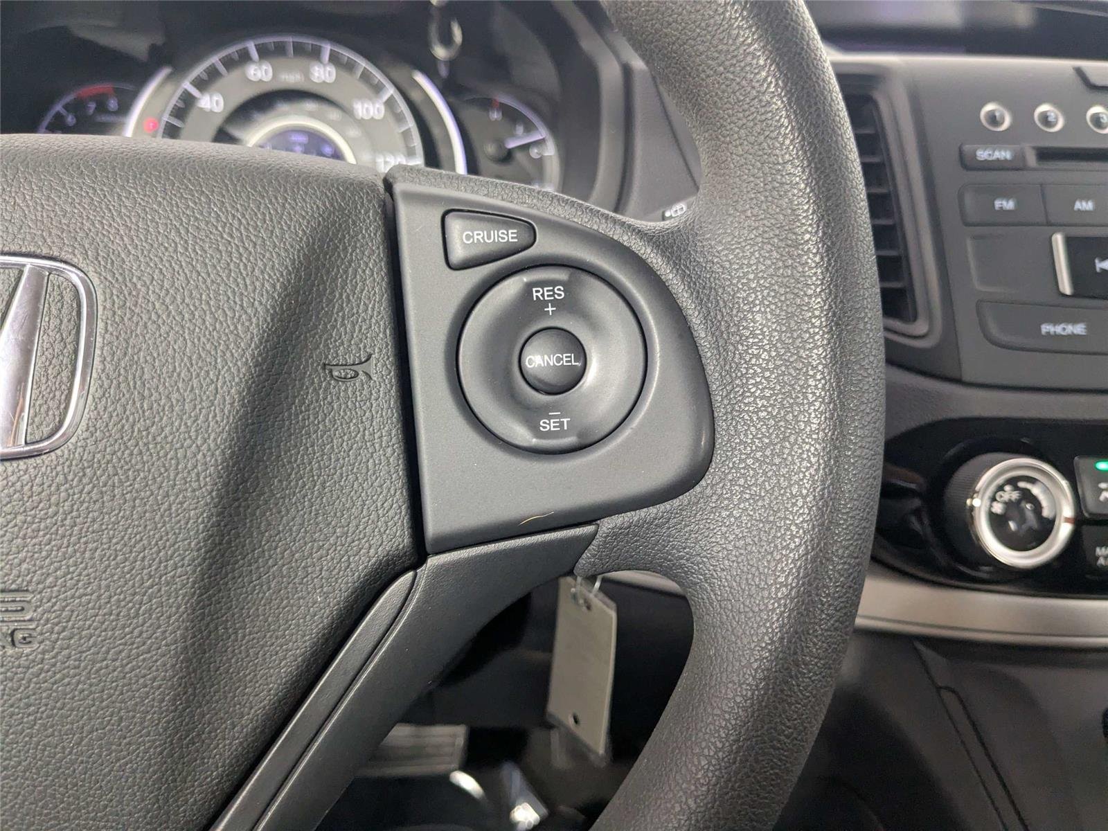 Used 2016 White Diamond Pearl Honda SE image 16