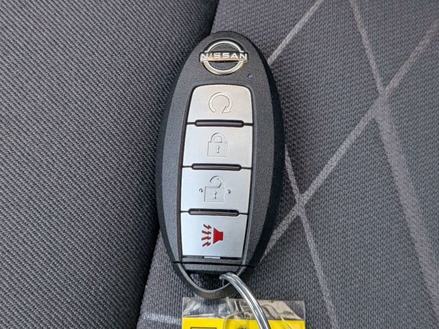 New 2026 Boulder Gray Pearl Nissan Crew Cab SV image 29