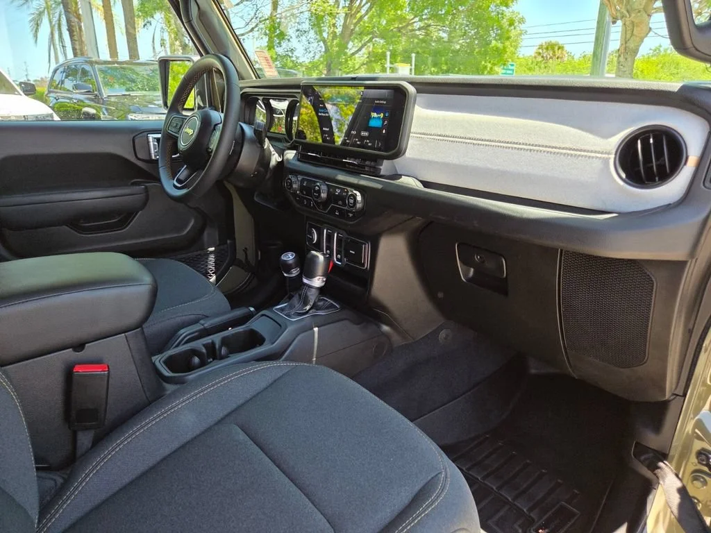 Certified Used 2025 41 Jeep Sport S image 10