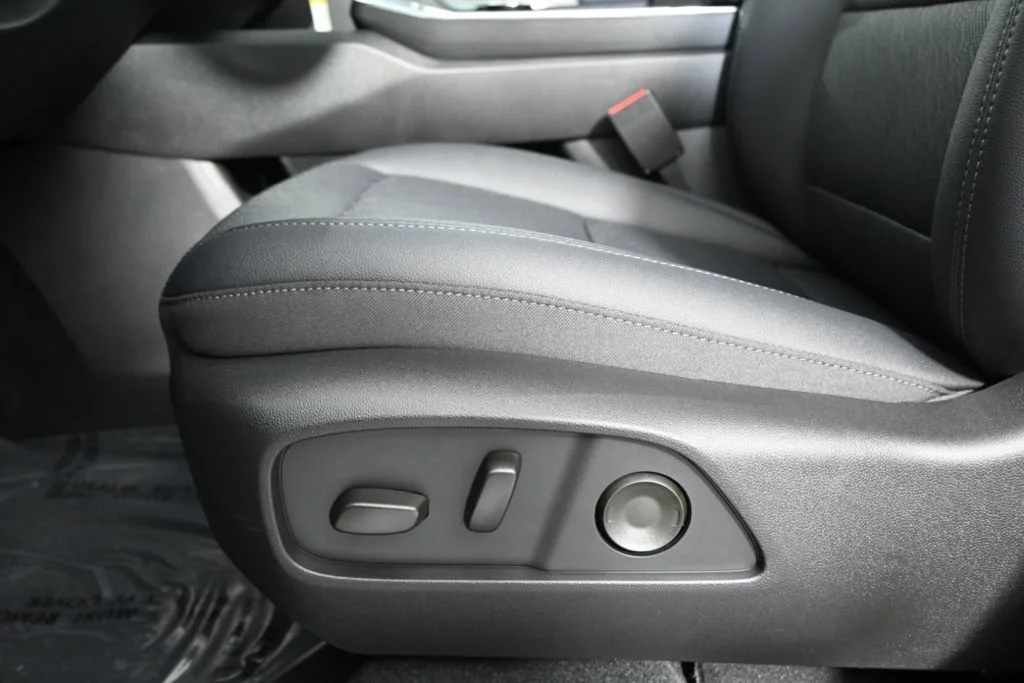 2026 Chevrolet Equinox LT - Photo 21